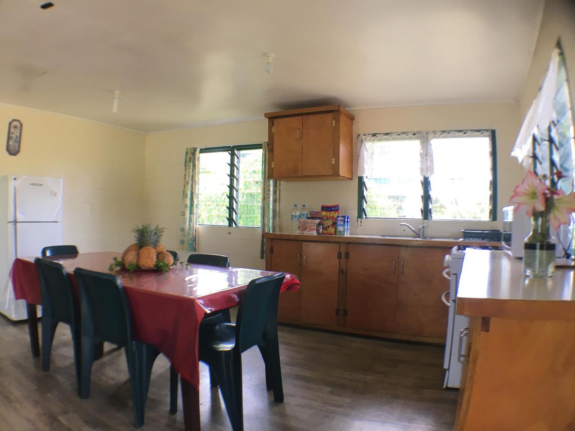 Green Lodge Holiday Homes Нукуалофа Экстерьер фото